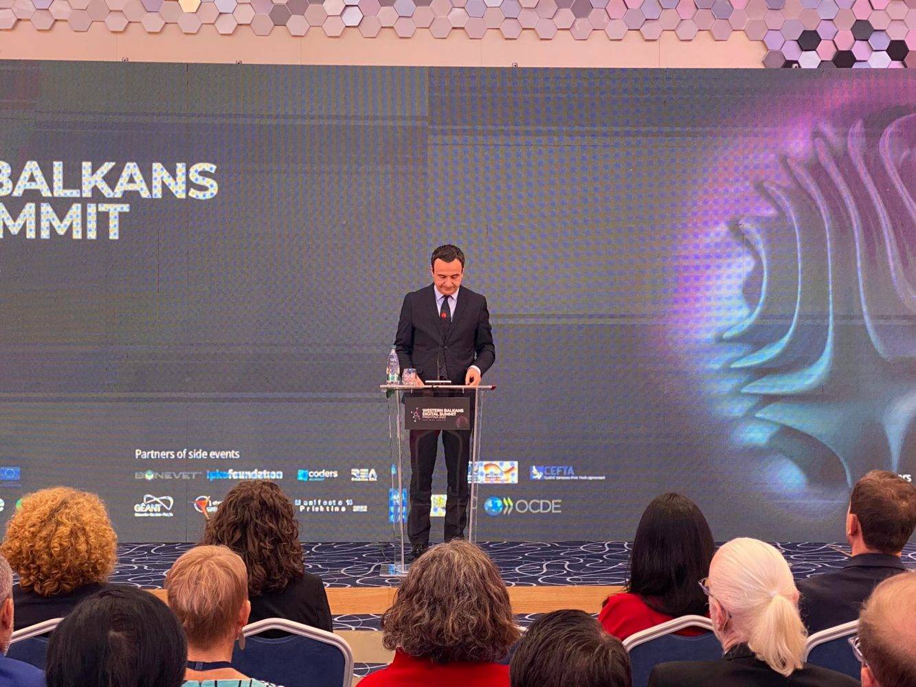 Sırbistan’la İlişkiler Ancak Karşılıklı Tanımayla Normalleşir