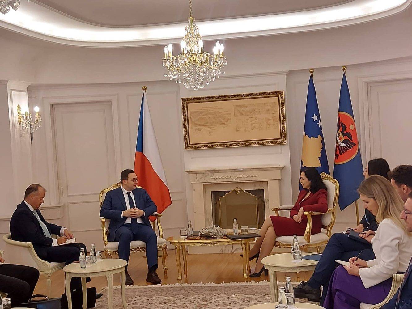 Osmani de Çek Dışişleri Bakanını Kabul Etti