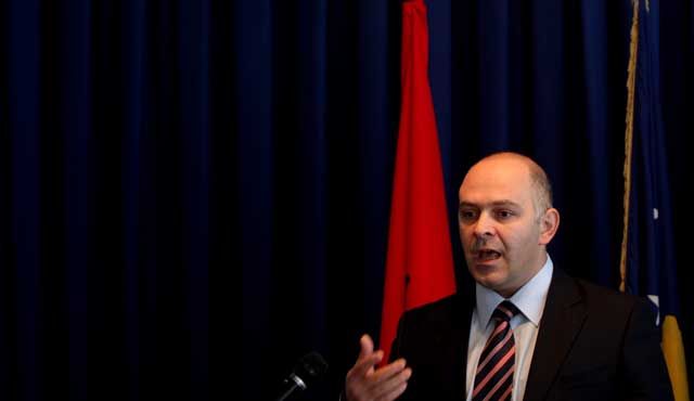 AAK, Lideri Haradinaj İle İstişarelere Devam Ediyor