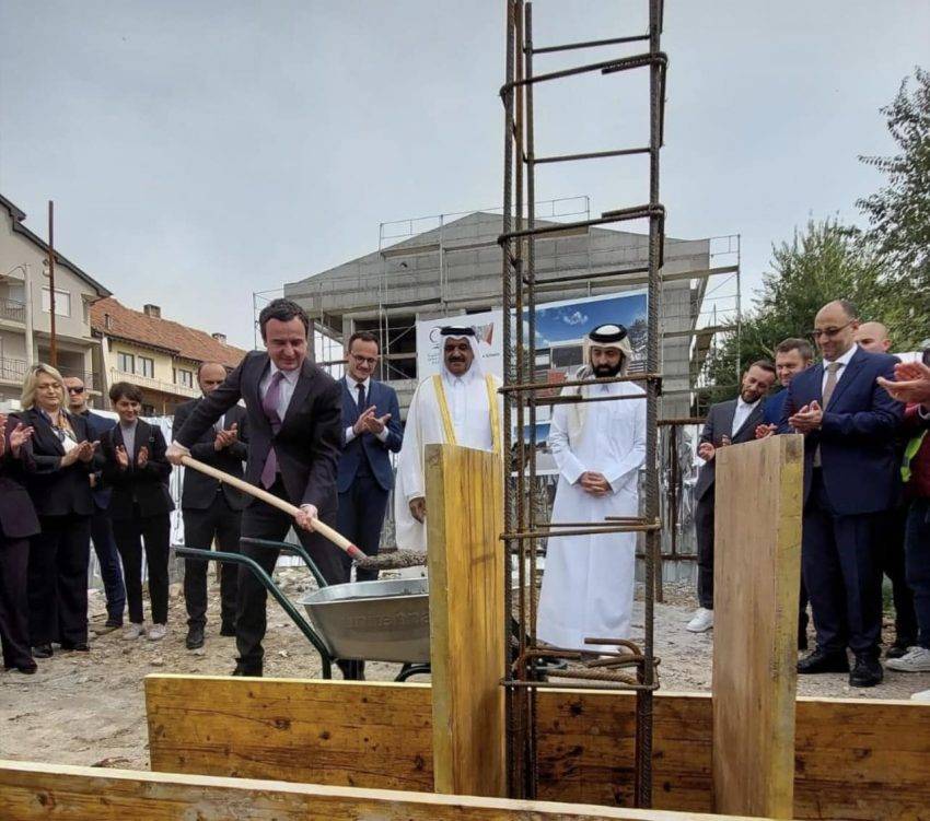 Kurti ve Katar Büyükelçisi Gilan’da Aile Hekimliği Merkezinin Temelini Attı