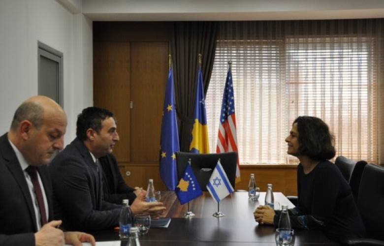 İsrail,  Kosova Eğitimini Destekliyor