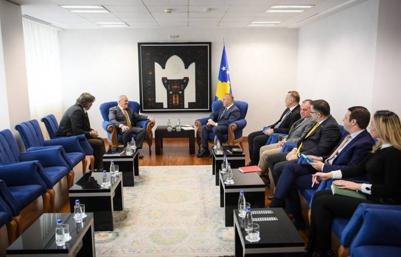 Haradinaj,  STK Temsilcileri ile Diyalogu İstişare Etti