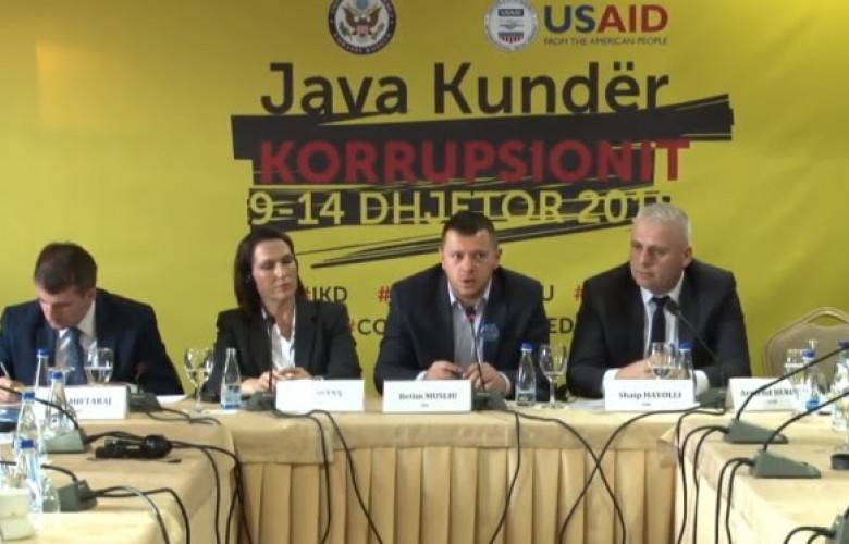 563 Yetkili Birden Fazla Resmi Görev Gerçekleştiriyor