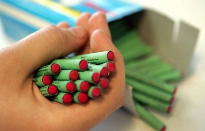 18 Yaştan Küçüklere Maytap ve Patlayıcılar Satılamayacak
