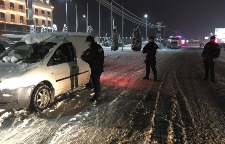 Polis Mitroviça’da Teyakkuzda