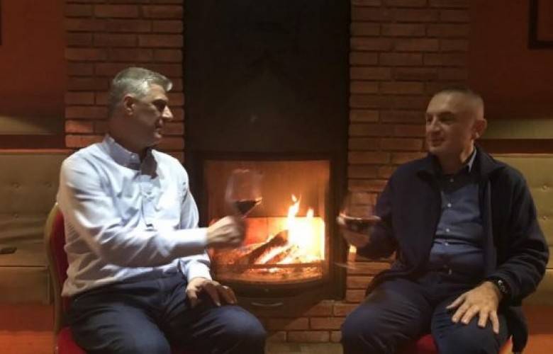 Thaçi ve Meta Arnavutların Yeni Yılını Kutladı