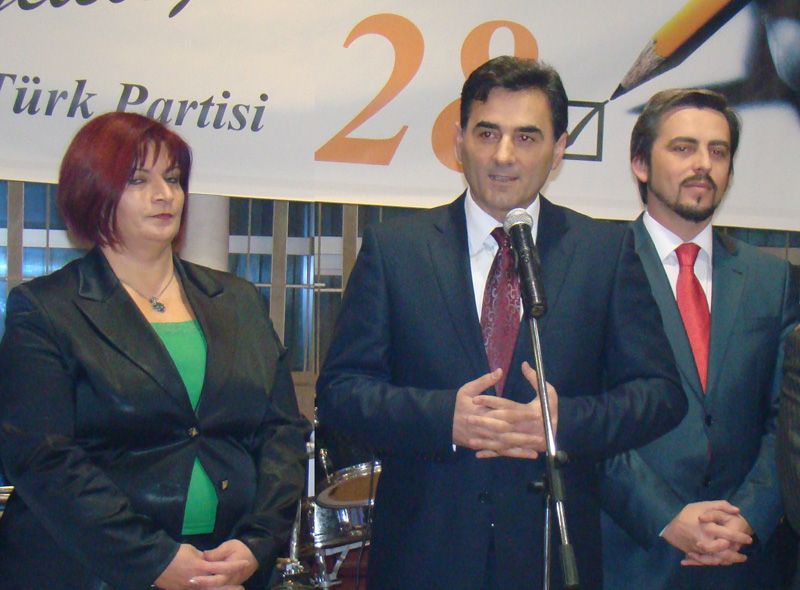 KDTP Milletvekilleri: Mahir Yağcılar, Enis Kervan ve Müferra Şinik