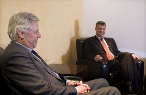 Feith ve Thaçi Yolsuzlukla Mücadelede Kararlı