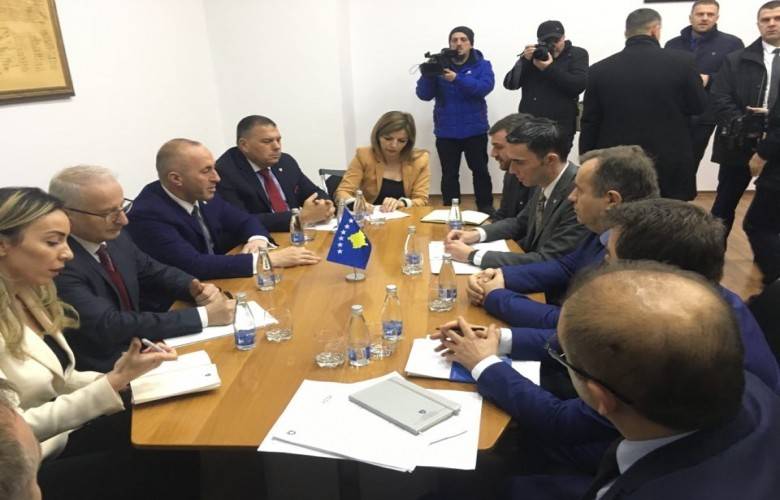 Thaçi İşini, Biz de İşimizi Yaparız