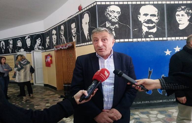 Öğretmenlerin Maaşları Bakanların Şoförlerinden Düşük Olmamalı