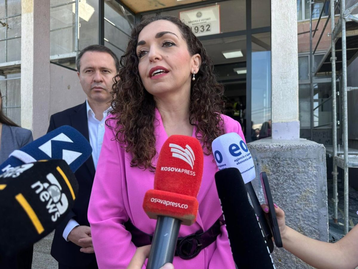 Vjosa Osmani Oyunu Kullandı, Vatandaşları Sandığa Davet Etti