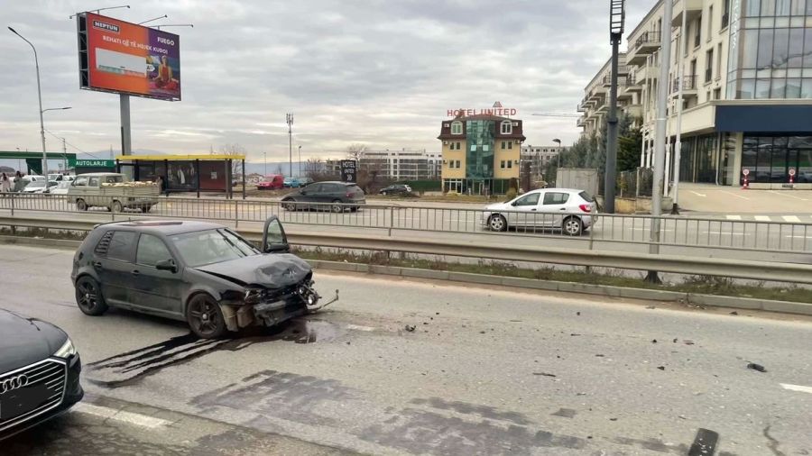 Priştine’de Zincirleme Kaza: 7 Kişi Yaralandı