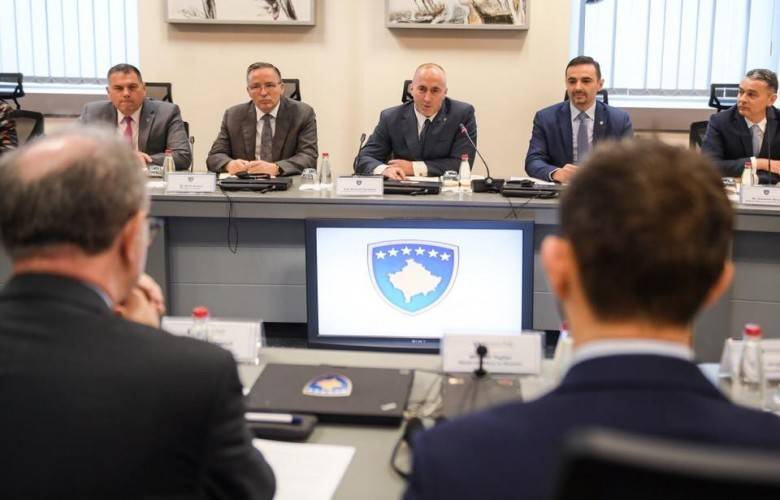 Haradinaj AİKB Heyeti ile Görüştü