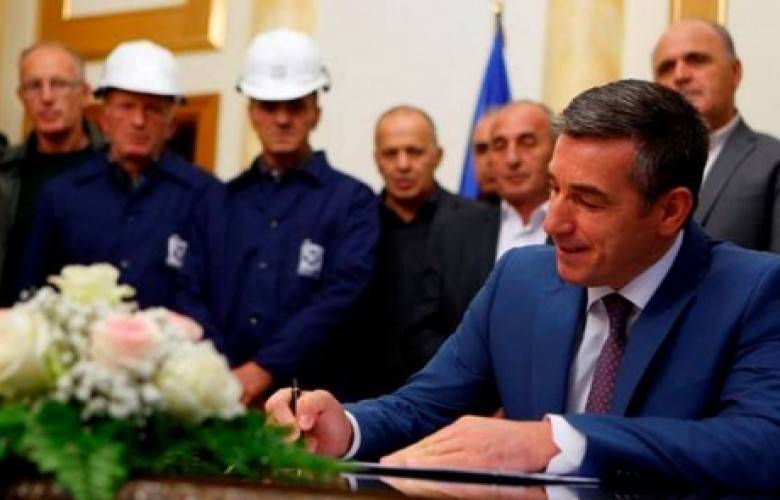 Veseli,  Trepçe’nin Statü Kararını İmzaladı