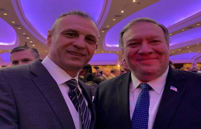 Petroviç de Pompeo ile Görüştü