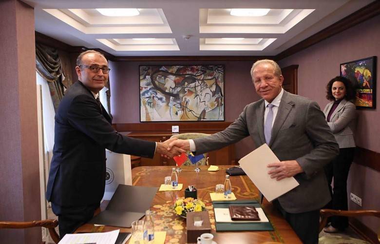 Pacolli,  Büyükelçi Çağrı Sakar’ı Kabul Etti