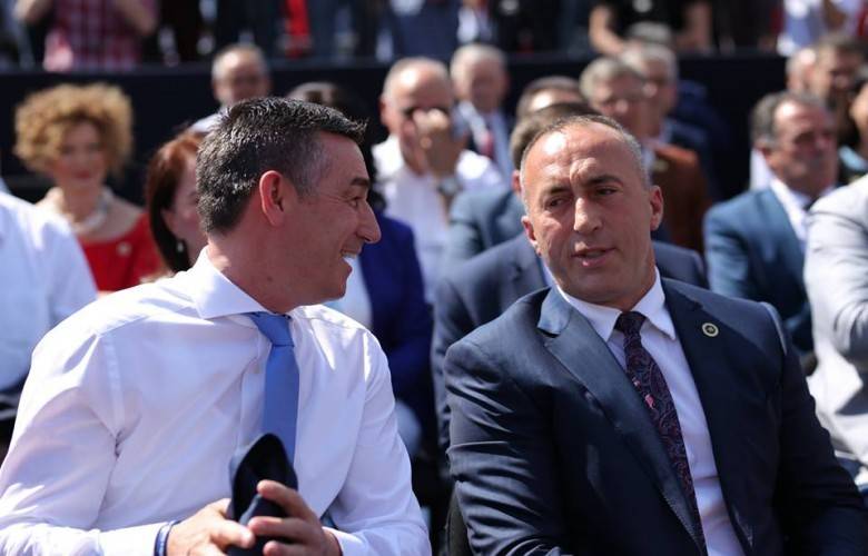 Analistler Koalisyonda Değişik Öngörüyor