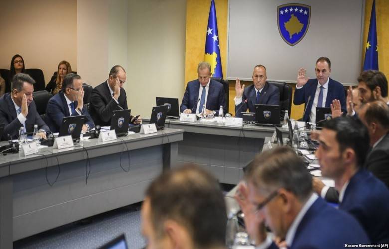 Gelecek Hükümet’in Daha Az Bakan ve Bakan Yardımcıları Olacak