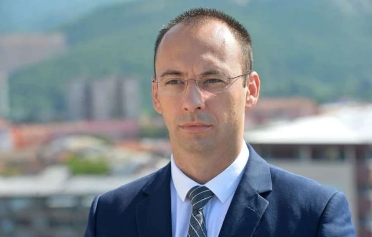 Sırp Listesi’nden Rašić ve Kosova Kurumlarına Yönelik Suçlamalar