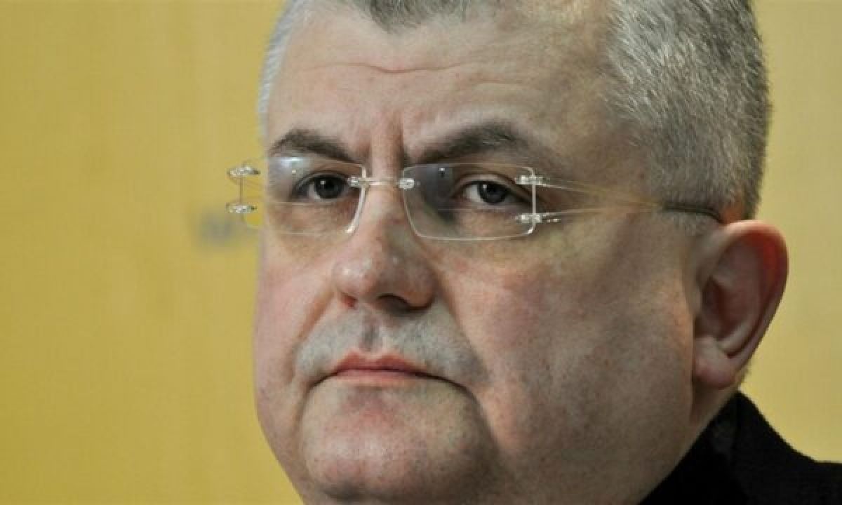 Çanak: Sırbistan Hükümeti, Toplumdaki Faşist Eğilimlerin Bir Yansıması