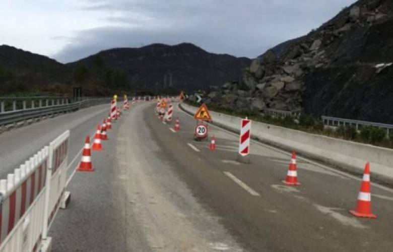 Kaçanik-Elezhan Yolu Belli Saatlerde Ulaşıma Kapatılacak