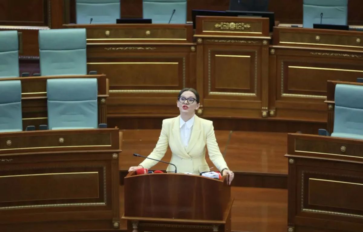 Kosova Otoriterliğe Doğru Sürüklenme Riskiyle Karşı Karşıya