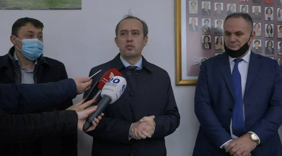 Hoti: Öğretmenler, Doktorlar Kadar Virüsle Karşı Karşıya Kaldı