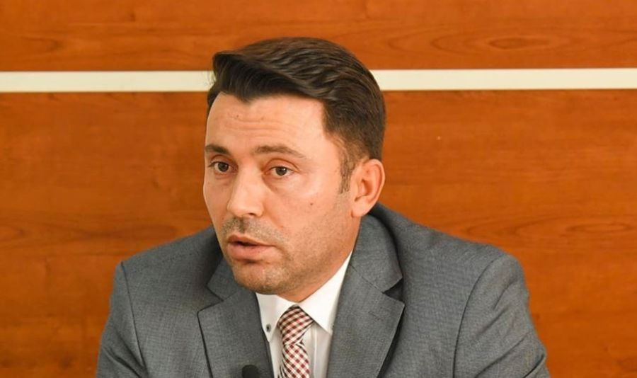 LVV’li Rrustemi: Bazı Büyükelçilerden Anayasa Mahkemesi’ni Ziyaretlerle Zedelememelerini Rica Ediyorum