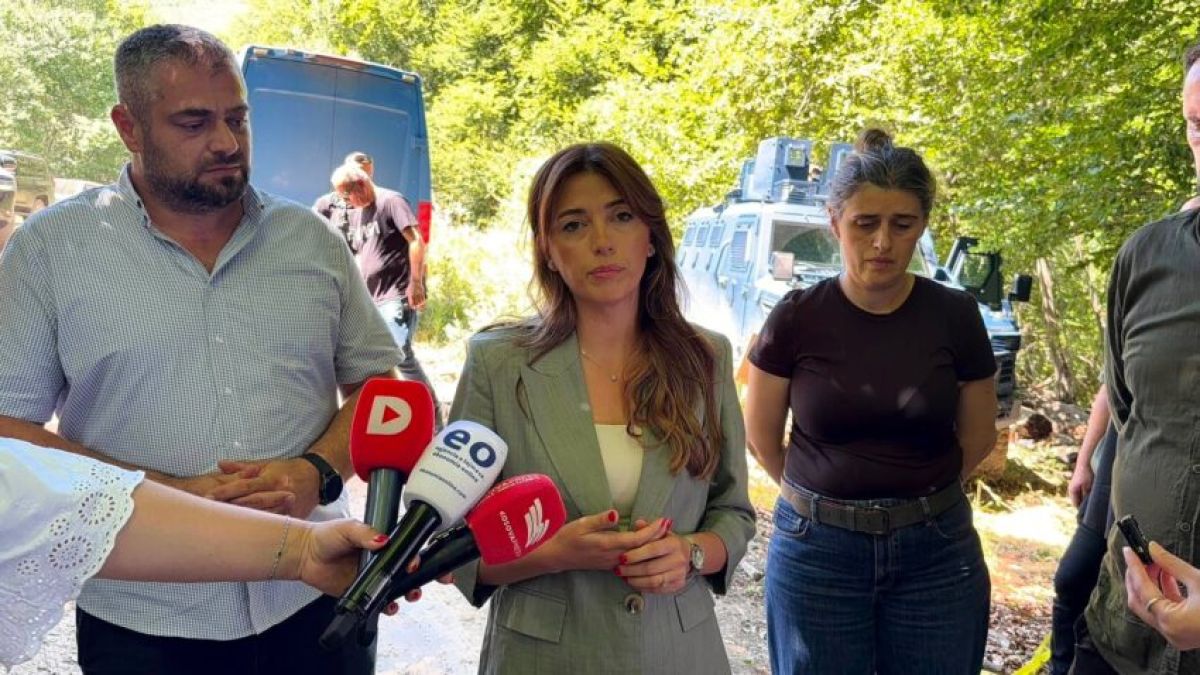 Haxhiu, Kalludra'daki Kazı Alanını Ziyaret Etti