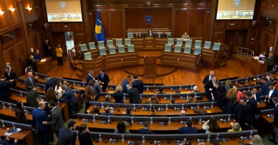 Albulena Haxhiu, Yine Meclis Başkanlığına Seçilemedi