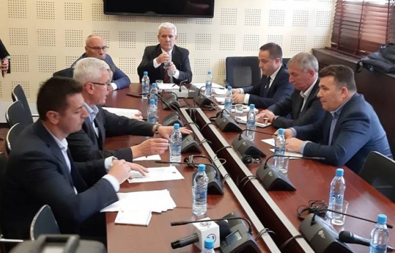 FETÖ Mensubu Türk Vatandaşları İçin Meclis Komisyonu Rapor Onayladı
