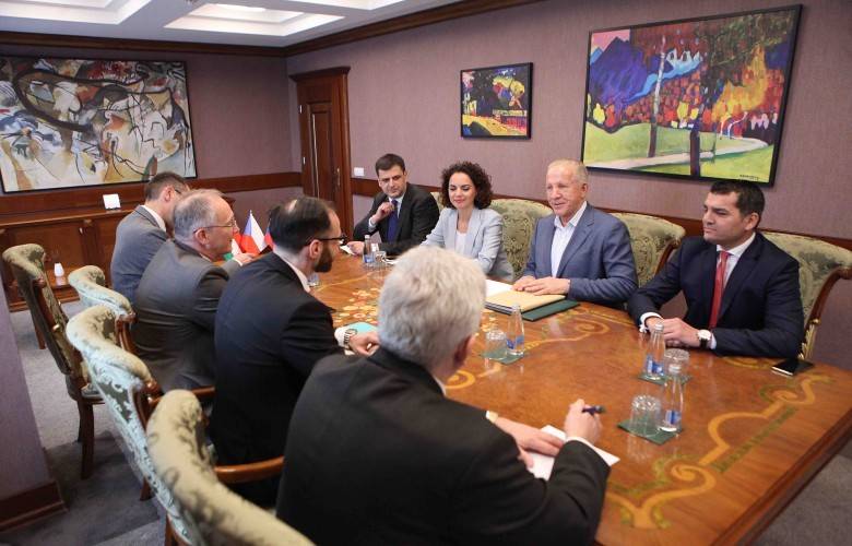 Pacolli Fonun Mali Katkılarının Artırılmasını Talep Ediyor