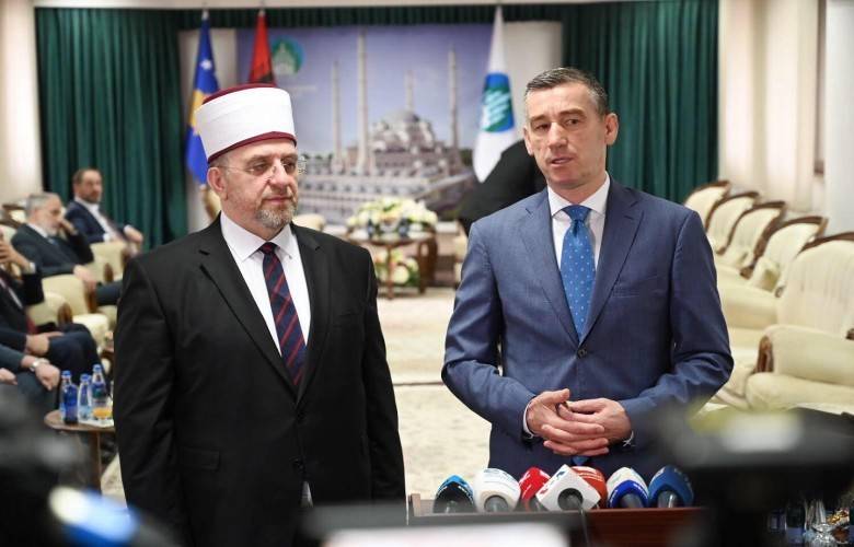 Veseli,  Dayanışma ve Saygı Çağrısında Bulundu