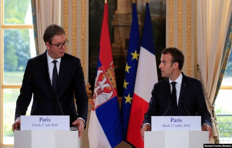 Sırbistan, Macron’un Vergiye Son Vereceğini Ümit Ediyor