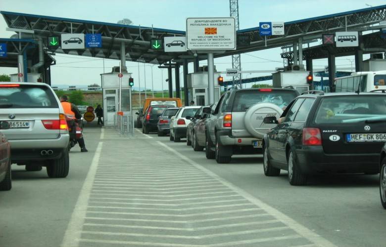 Kosova Çıkışında Beklemeler Sürüyor