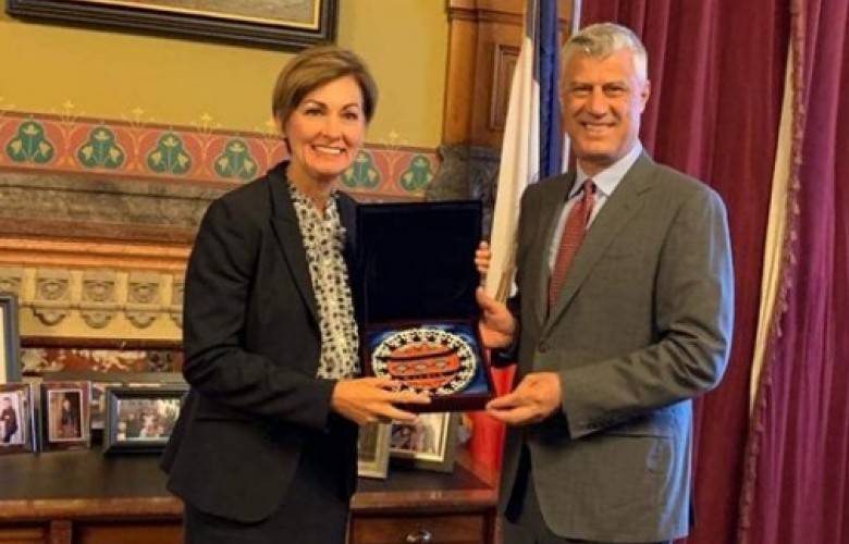 Thaçi  ABD’de Iowa Valisi Reynolds’la Görüştü