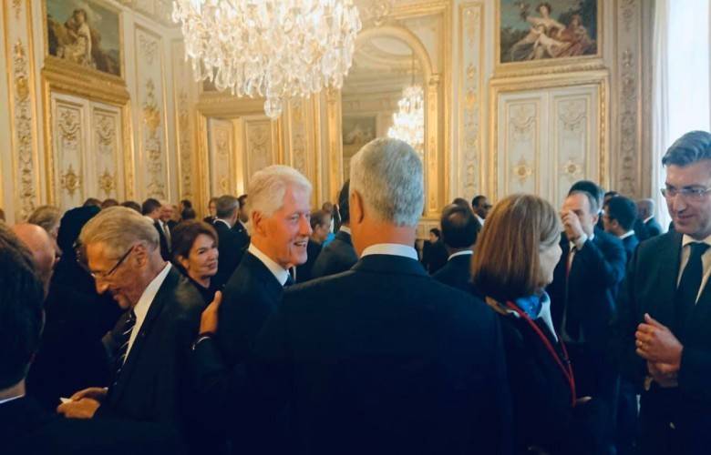 Thaçi Clinton’la Buluştu