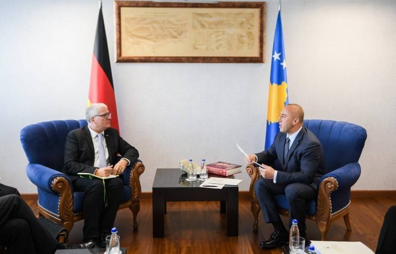Haradinaj Alman Parlamenterleri Kabul Etti