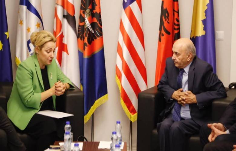 Mustafa Apostolova’yı LDK-VV Görüşmeleriyle Bilgilendirdi