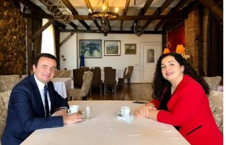 Kurti, Osmani ile Bir Araya Geldi
