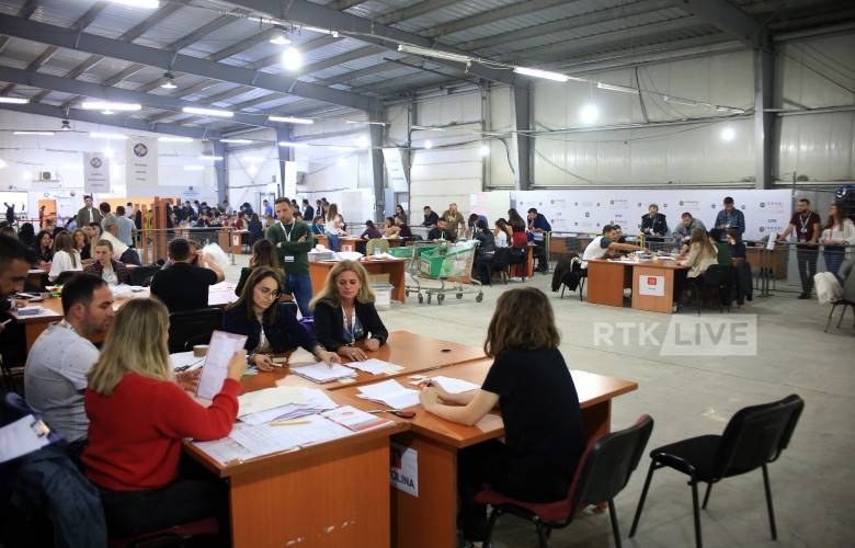 Yaklaşık 3 Hafta İçinde 1472 Oylama Yeri Oyları Yeniden Sayılabilecek
