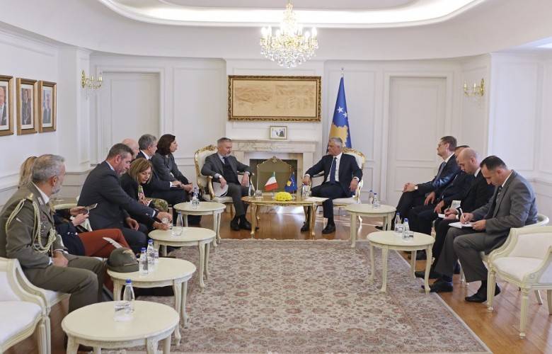 Thaçi,  Kosova’da Barışın Güçlendirilmesi için İtalya’ya Minnettar