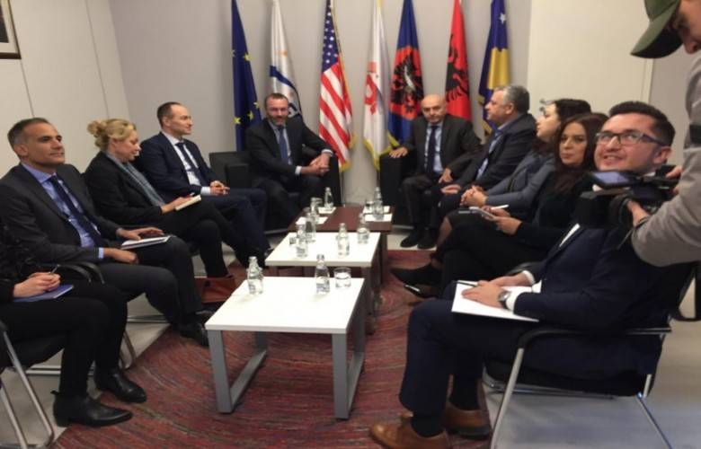 Mustafa,  Avrupa Halk Partisi Grubunu Kabul Etti