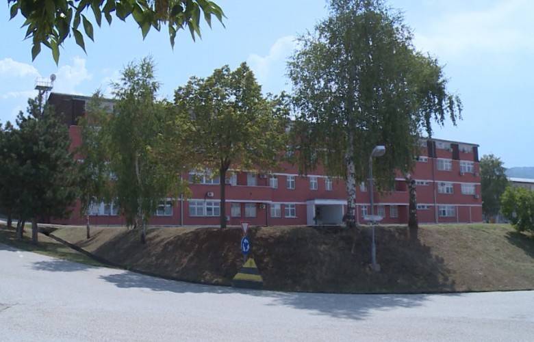 Arnavutluk Depremzedeleri Ülkelerine Döndü