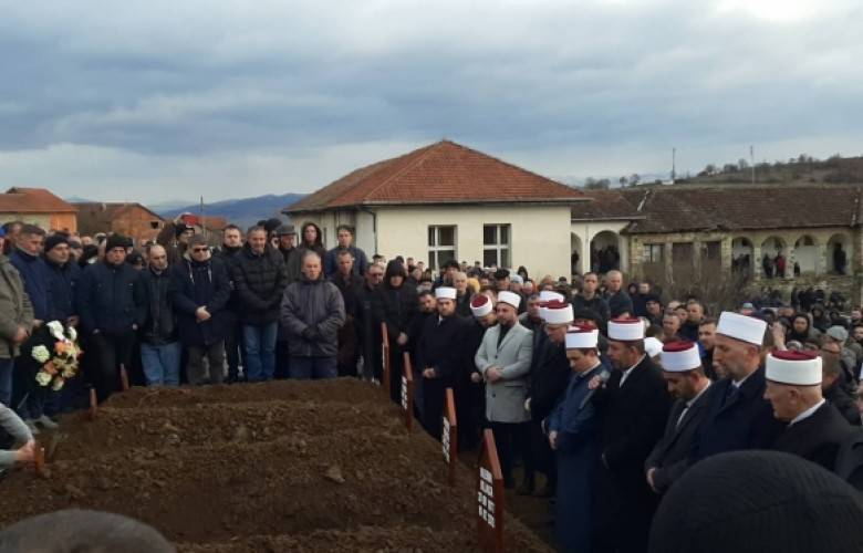 Bllaca Ailesi Üyeleri Toprağa Verildi, Yarın Gilan’da Yas