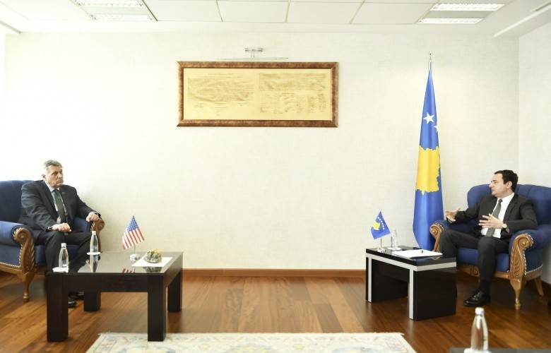 Kosnett,  Koronavirüsle Mücadelede Hükümetin Önlemlerini Takdir Etti