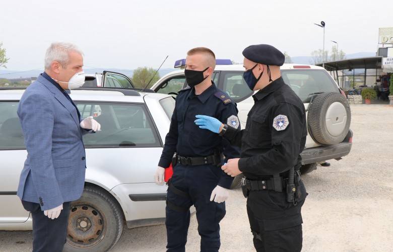 Sveçla Bu Kez Gilan Yöresinde Polis Devriyelerini Ziyaret Etti