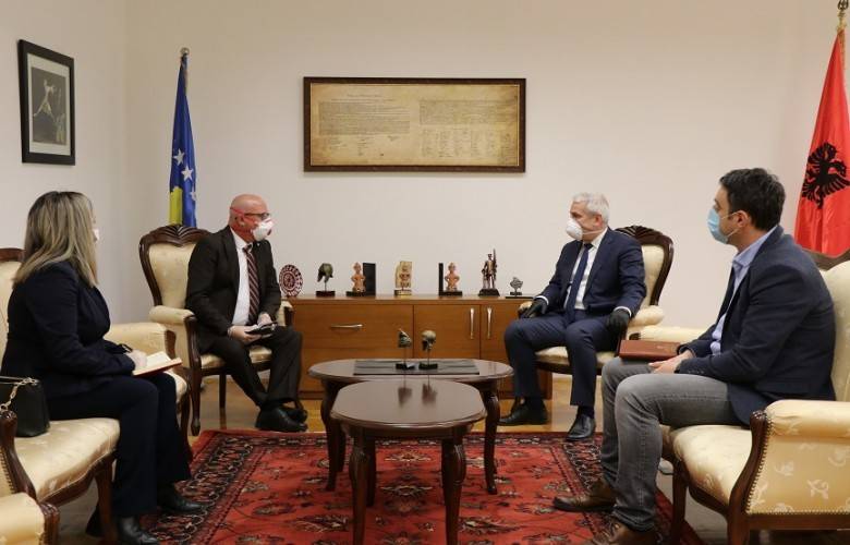 Uluslararası Kızılhaç Komitesi’nden Kosova’ya 1.000 Koli Yardım