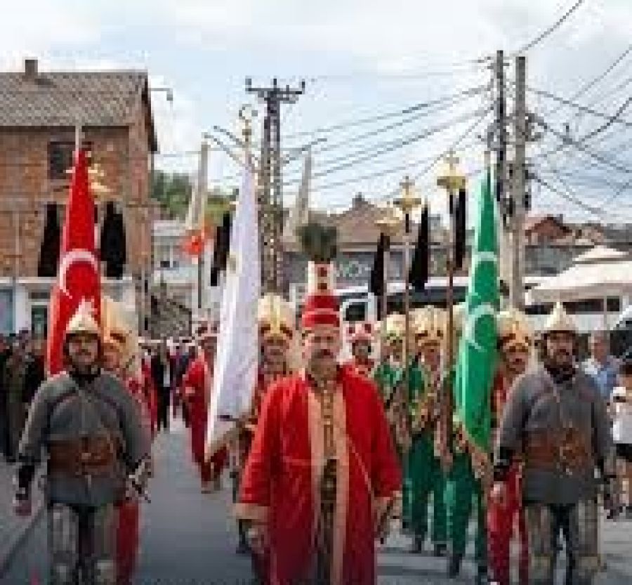  “Shqiptaria” Örgütünden Prizren’deki Mehter Takımının Geçit Törenine Sert Tepki