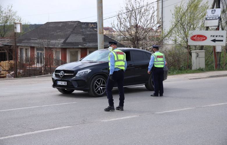 11 Polis Görevi Başında Enfekte Oldu